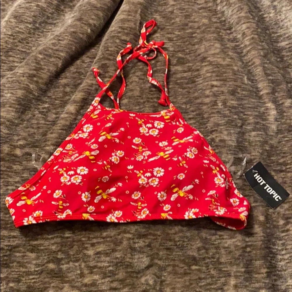 Hot Topic Daisy & Bumble Bee Halter‎ Swim Top - Picture 4 of 5